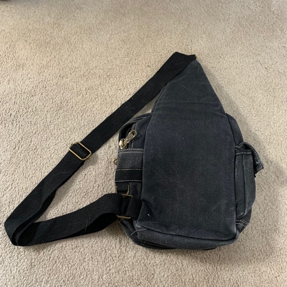 Never used purse. Make an offer! - Picture 2 of 5